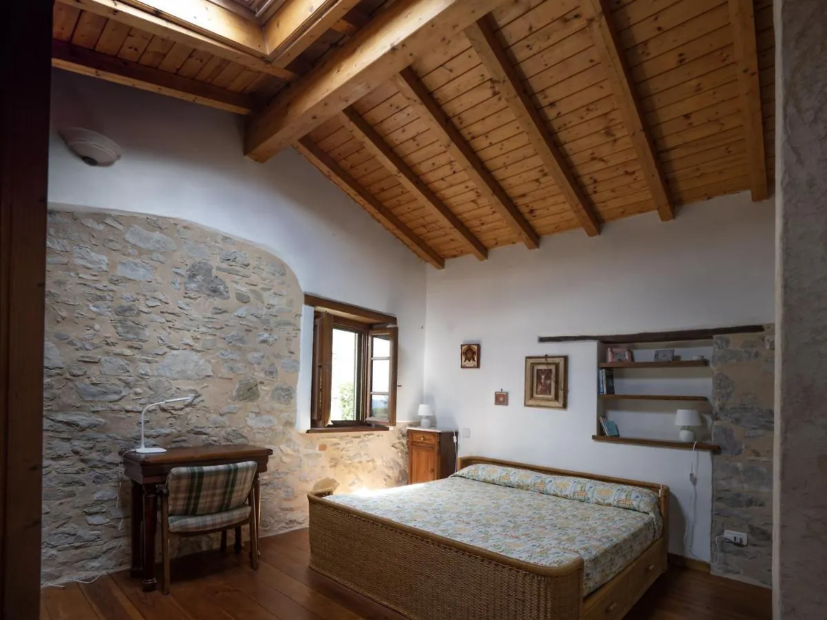 Chalet Deliziosa Casetta Sull'Appennino Toscano Montefegatesi