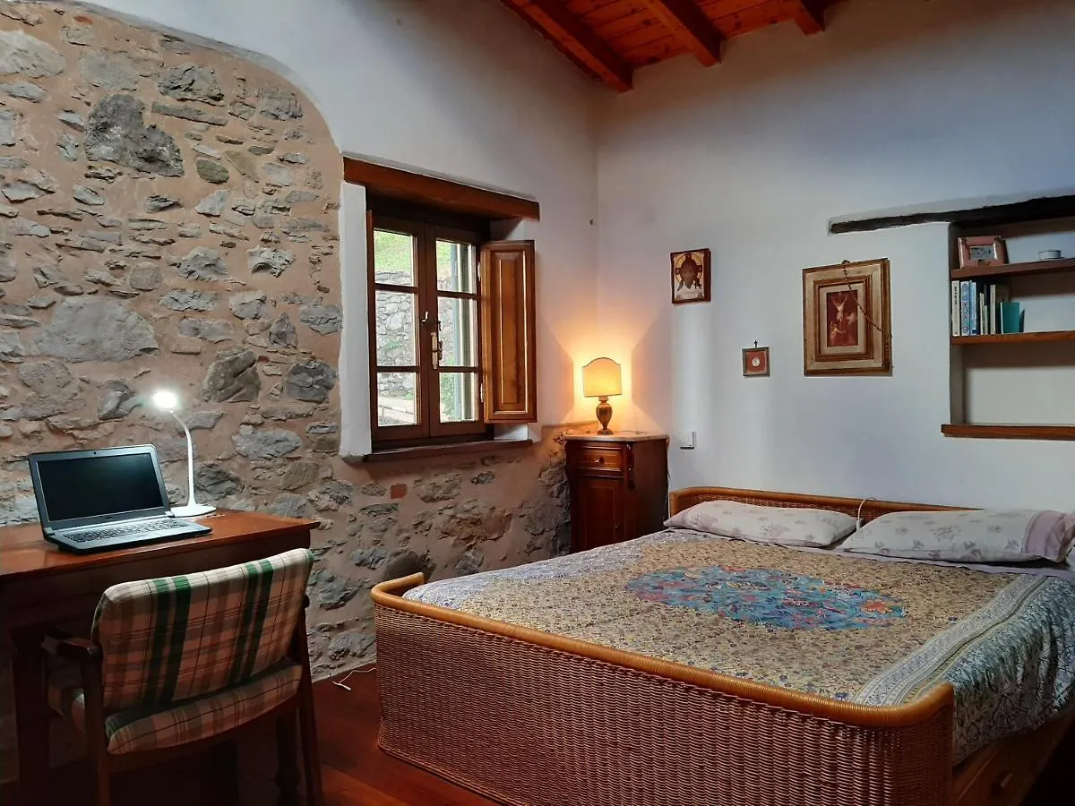 Deliziosa Casetta Sull'Appennino Toscano Montefegatesi Chalet