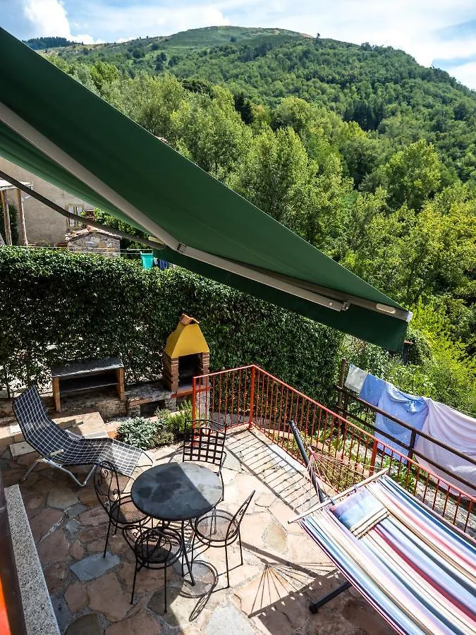 Chalet Deliziosa Casetta Sull'Appennino Toscano Montefegatesi